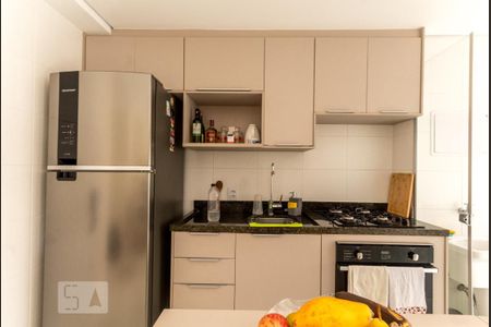 Cozinha de apartamento à venda com 1 quarto, 44m² em Jardim Campo Grande , São Paulo