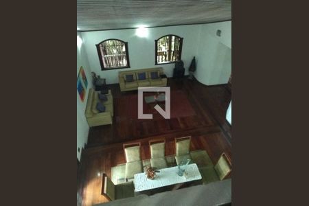 Casa à venda com 4 quartos, 450m² em Ouro Preto, Belo Horizonte