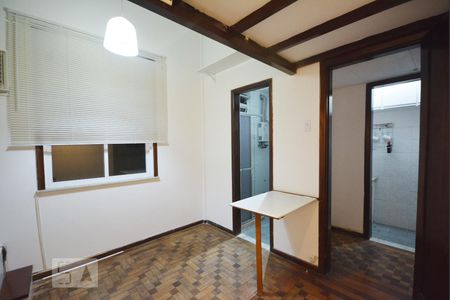 Sala/Quarto de kitnet/studio para alugar com 1 quarto, 18m² em Flamengo, Rio de Janeiro