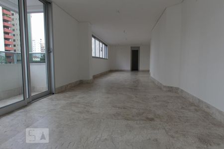 Sala de apartamento à venda com 4 quartos, 196m² em Funcionários, Belo Horizonte