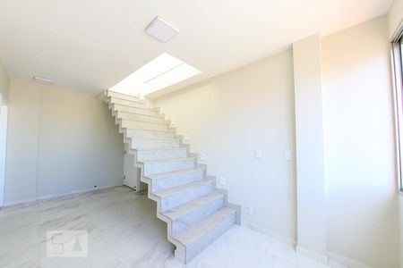 Sala de apartamento para alugar com 2 quartos, 100m² em Vila Rosalia, Guarulhos