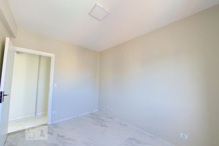 Apartamento para alugar com 100m², 3 quartos e 2 vagas Apartamento para alugar com 100m², 3 quartos e 2 vagasQuarto