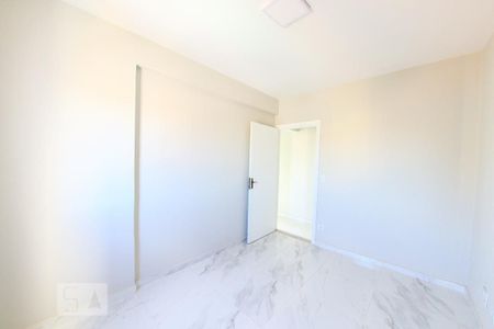 Apartamento para alugar com 100m², 3 quartos e 2 vagas Apartamento para alugar com 100m², 3 quartos e 2 vagasQuarto