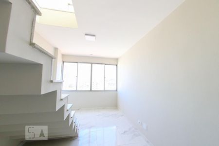 Sala de apartamento para alugar com 2 quartos, 100m² em Vila Rosalia, Guarulhos