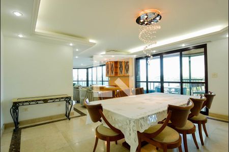 Apartamento para alugar com 478m², 4 quartos e 3 vagas Apartamento para alugar com 478m², 4 quartos e 3 vagasSala de Jantar