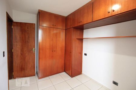 Quarto 1 de apartamento para alugar com 2 quartos, 42m² em Vila Campestre, São Paulo