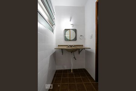 Banheiro de casa para alugar com 1 quarto, 50m² em Vila Primavera, São Paulo