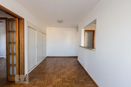 Sala de apartamento para alugar com 2 quartos, 50m² em Vila São Geraldo, São Paulo