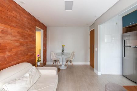 Sala de apartamento para alugar com 2 quartos, 55m² em Vila Olímpia, São Paulo