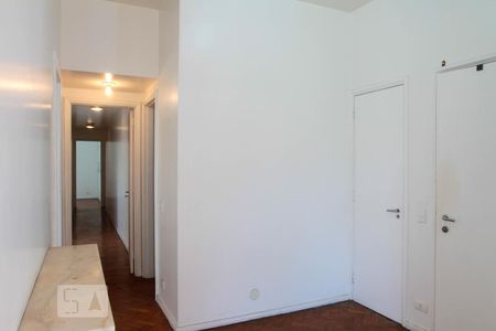 Sala e Corredor de apartamento para alugar com 4 quartos, 140m² em Ipanema, Rio de Janeiro