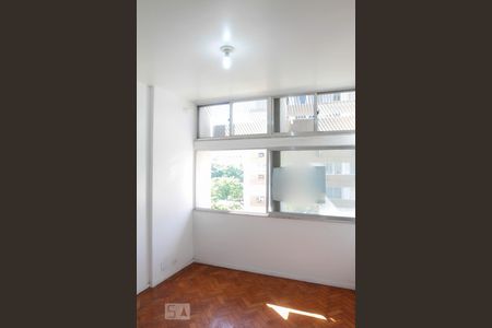 Quarto 1 de apartamento para alugar com 4 quartos, 140m² em Ipanema, Rio de Janeiro