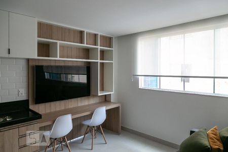 Sala e Cozinha de apartamento à venda com 1 quarto, 30m² em Funcionários, Belo Horizonte