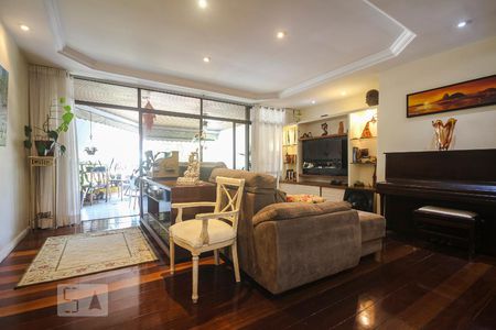 Sala de apartamento à venda com 4 quartos, 186m² em Barra da Tijuca, Rio de Janeiro