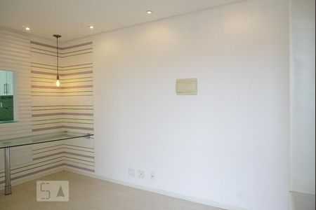 Sala de apartamento para alugar com 2 quartos, 50m² em Vila Regina ( Zona Leste), São Paulo