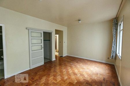 Sala/Quarto de kitnet/studio para alugar com 1 quarto, 31m² em Centro Histórico, Porto Alegre