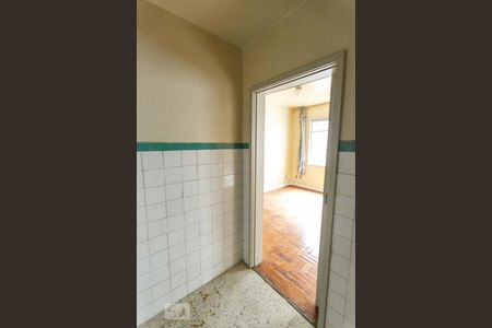 Cozinha de kitnet/studio para alugar com 1 quarto, 31m² em Centro Histórico, Porto Alegre
