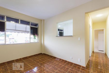 Sala de apartamento para alugar com 1 quarto, 44m² em Taquara, Rio de Janeiro