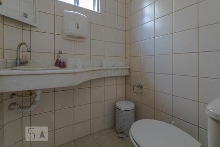 Lavabo de casa para alugar com 3 quartos, 250m² em Vila Caputera, Mogi das Cruzes