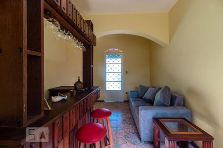 Sala de casa à venda com 3 quartos, 150m² em Universitário, Belo Horizonte