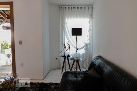 Sala de casa à venda com 4 quartos, 298m² em Ouro Preto, Belo Horizonte