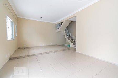Sala de casa à venda com 4 quartos, 224m² em Taquara, Rio de Janeiro