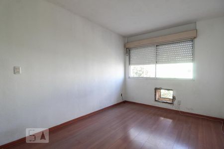 Quarto 1 de apartamento para alugar com 3 quartos, 90m² em Jardim Itu Sabará, Porto Alegre