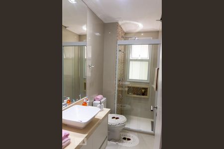 Apartamento à venda com 123m², 3 quartos e 2 vagas Apartamento à venda com 123m², 3 quartos e 2 vagasBanheiro Social