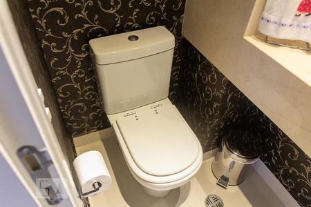 Apartamento à venda com 123m², 3 quartos e 2 vagas Apartamento à venda com 123m², 3 quartos e 2 vagasLavabo