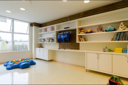 Apartamento à venda com 123m², 3 quartos e 2 vagas Apartamento à venda com 123m², 3 quartos e 2 vagasÁrea comum