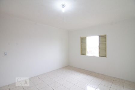 Quarto 1 de apartamento para alugar com 2 quartos, 64m² em Jardim Santa Bárbara, Guarulhos