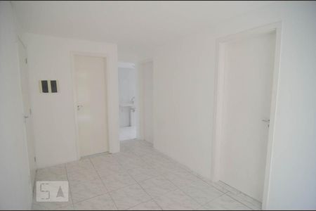 Sala de apartamento à venda com 2 quartos, 42m² em Estância Velha, Canoas