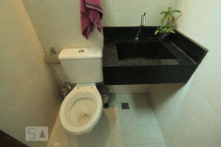 Lavabo de apartamento para alugar com 3 quartos, 140m² em Vila Santa Teresa, Santo André