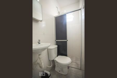 Banheiro de kitnet/studio para alugar com 1 quarto, 30m² em Planalto Paulista, São Paulo