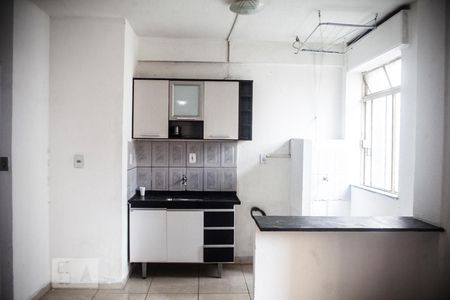 Cozinha de kitnet/studio à venda com 1 quarto, 33m² em Centro, São Paulo