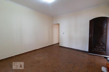 Casa à venda com 92m², 3 quartos e 2 vagasSala