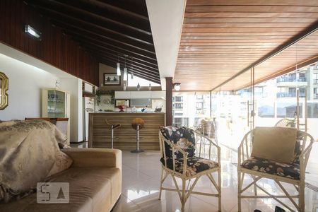 Sala de apartamento à venda com 3 quartos, 225m² em Barra da Tijuca, Rio de Janeiro