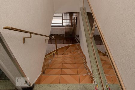 acesso piso superior casa de casa à venda com 3 quartos, 136m² em Planalto Paulista, São Paulo