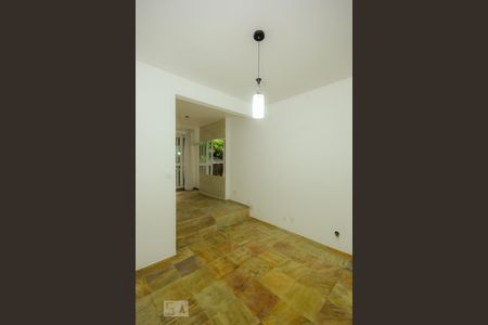 Sala de apartamento à venda com 2 quartos, 70m² em Leme, Rio de Janeiro