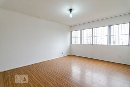 Apartamento para alugar com 132m², 3 quartos e 1 vagaSala