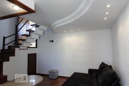 Sala de apartamento para alugar com 1 quarto, 55m² em Lourdes, Belo Horizonte