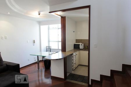 Apartamento para alugar com 55m², 1 quarto e 2 vagasSala