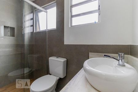 Banheiro de kitnet/studio à venda com 1 quarto, 47m² em Vila Buarque, São Paulo