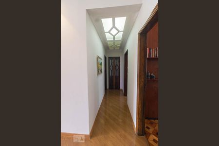 Corredor de apartamento à venda com 4 quartos, 154m² em Centro, Santo André