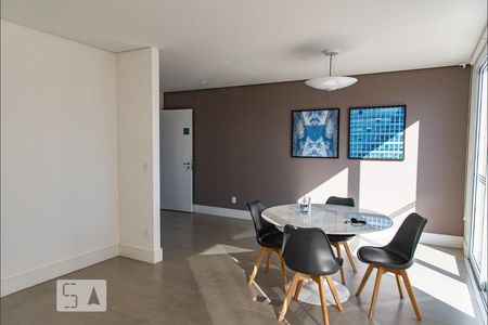 Studio para alugar com 36m², 1 quarto e 1 vaga Studio para alugar com 36m², 1 quarto e 1 vagaHome office