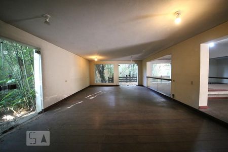 Sala  de casa à venda com 5 quartos, 1300m² em Jardim dos Estados, São Paulo