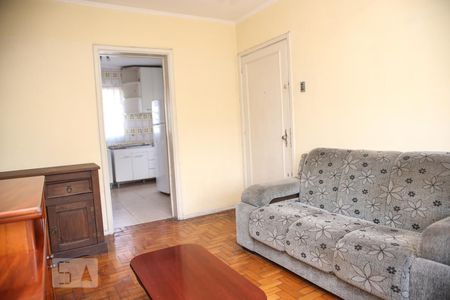 Sala de apartamento para alugar com 2 quartos, 62m² em Cristal, Porto Alegre