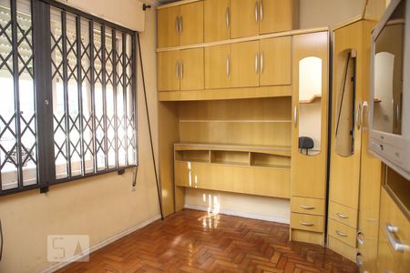 Quarto 1 de apartamento à venda com 2 quartos, 62m² em Cristal, Porto Alegre