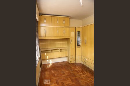 Quarto 1 de apartamento à venda com 2 quartos, 62m² em Cristal, Porto Alegre