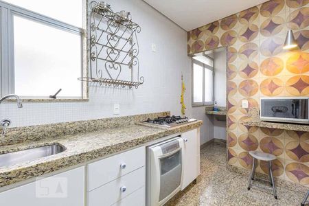 Cozinha de apartamento à venda com 4 quartos, 120m² em Ouro Preto, Belo Horizonte