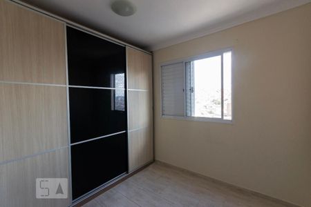 Quarto 2 de apartamento para alugar com 3 quartos, 57m² em Santa Terezinha, São Bernardo do Campo